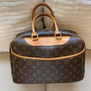 • SOLD • Louis Vuitton Monogram Deauville Bag